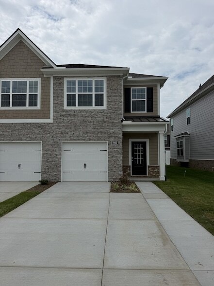 Building Photo - 4913 Mowbray Way