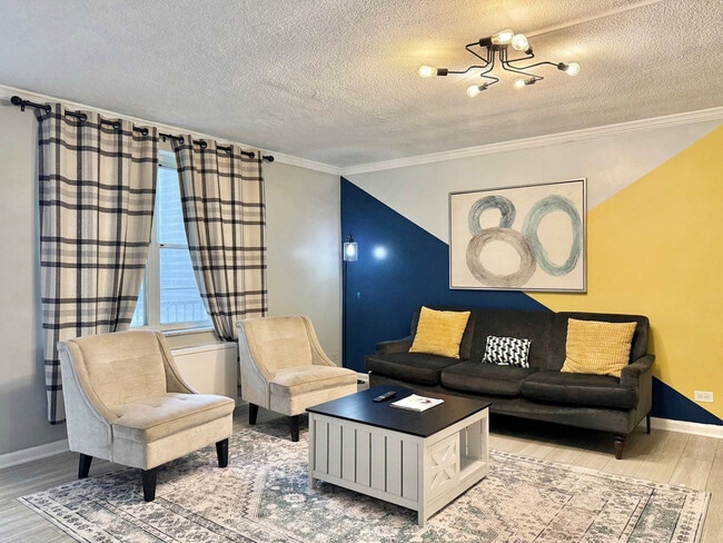 Photo - 300 W Peachtree St NW Unit SI ID1299355P