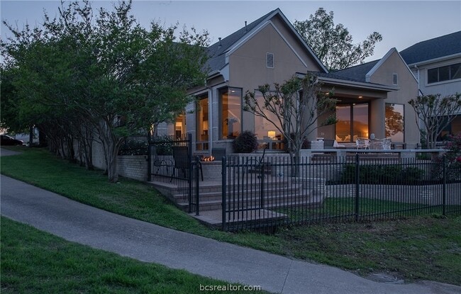Photo - 4776 Stonebriar Cir