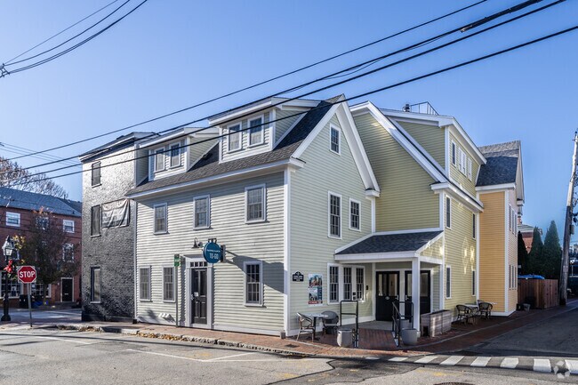 8 Chapel Street - 8 Chapel Street Residences