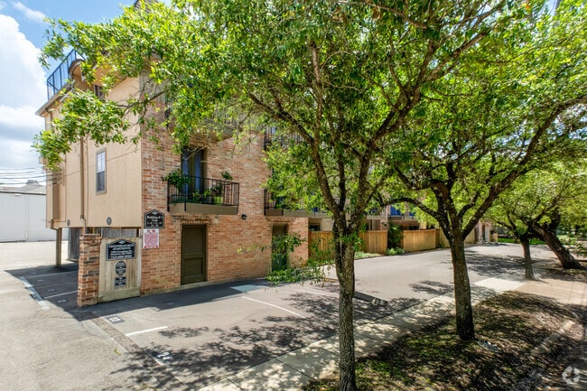 Alternate - Greenbriar Bend