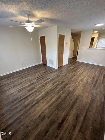 Photo - 2938 Faversham Pl