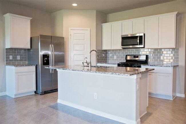 Photo - 5615 Cedar Cres Ct