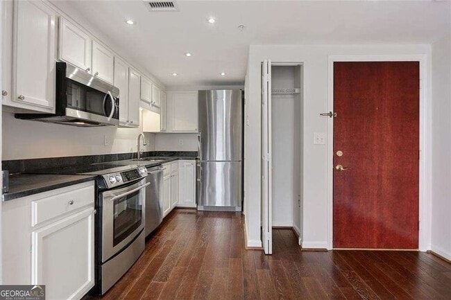 Photo - 199 14th St NE Unit 1403