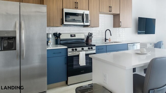 Photo - 1007 S Mint St Unit 721