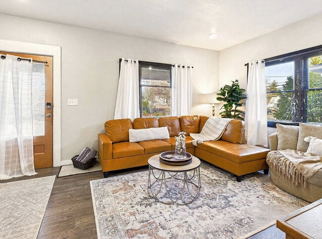 Photo - 132 SE 7th Ave Unit SI ID1624342P