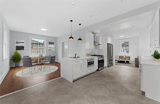 Photo - 70 Normandy Rd