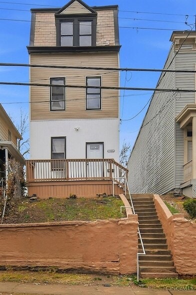 Building Photo - 540 Grand Ave