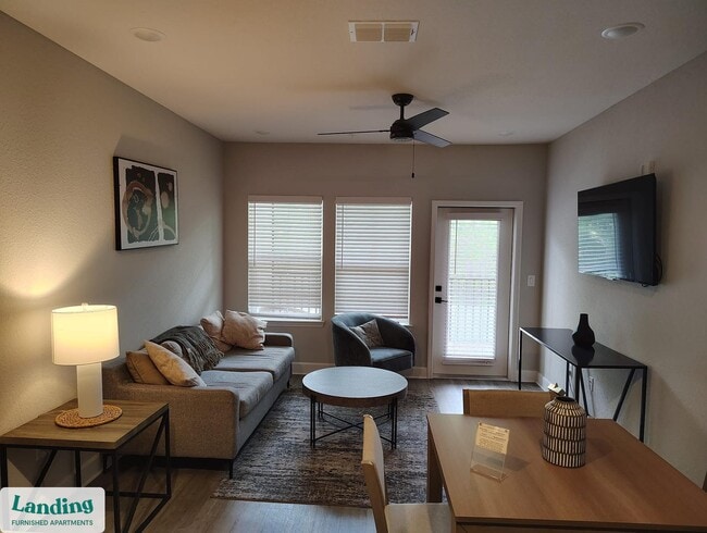 Building Photo - 120 NW 148th Terrace Unit 814.1408813