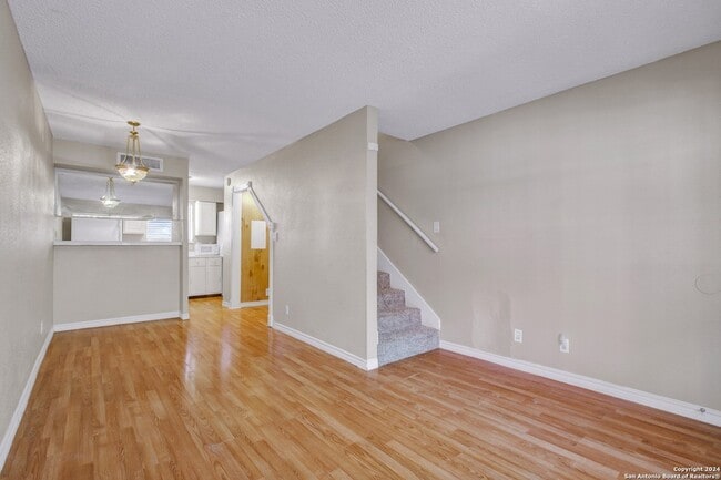 Photo - 3243 Nacogdoches Rd