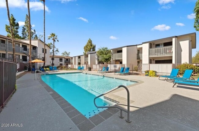 Photo - 2222 W Beardsley Rd Unit 2