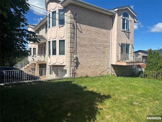 Photo - 501 7th St Unit B