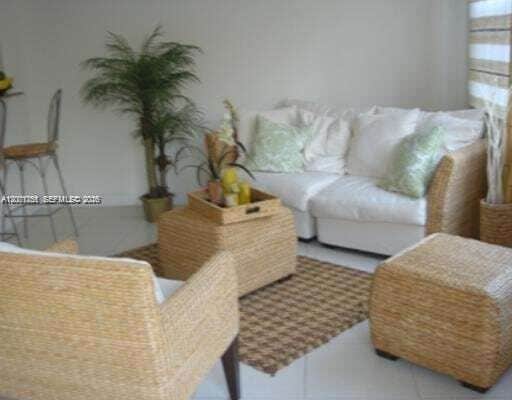 Photo - 8041 NW 114th Pl