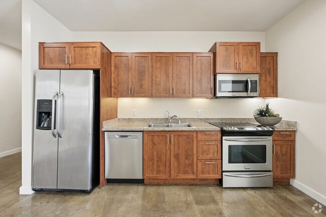 Studio - 827SF - Kitchen - 449 S. Broadway