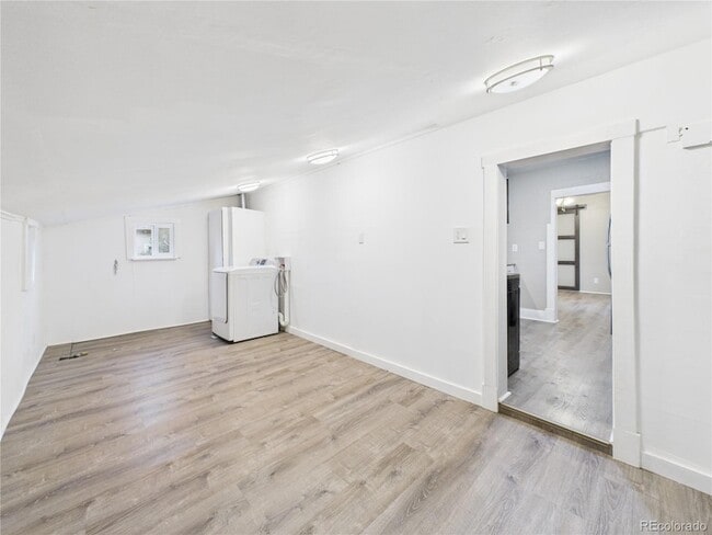 Photo - 404 S Race St