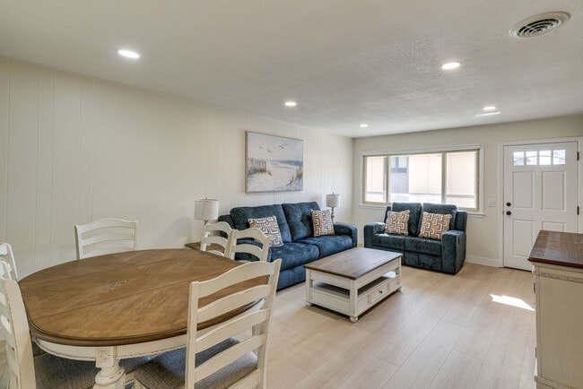 Photo - 440 Dela Vina Ave Unit SI ID1630056P