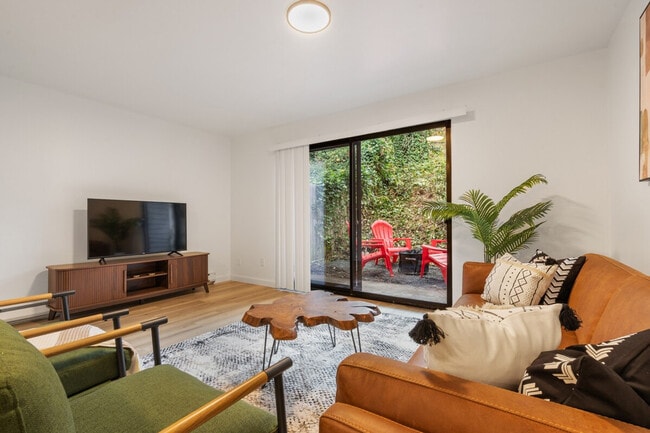 Photo - 5233 188th St SW Unit ID1337422P