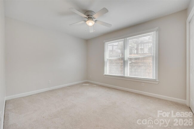 Photo - 13822 Queens Harbor Rd Unit D