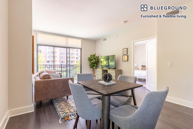 Photo - 4901 Montgomery Ln Unit FL3-ID808