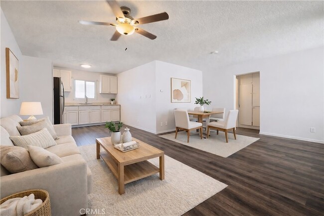 Photo - 685 E Vista Chino Unit 7