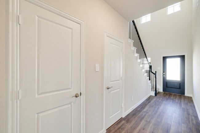 Photo - 109 Goosewood Dr