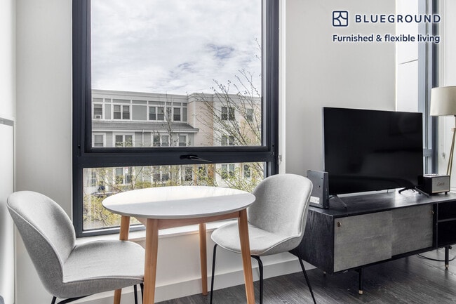 Photo - 10 New St Unit FL2-ID1053