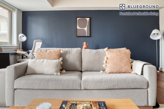 Photo - 4001 9th St N Unit FL17-ID528