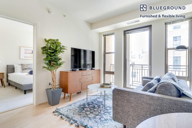 Photo - 1200 N Garfield St Unit FL6-ID800