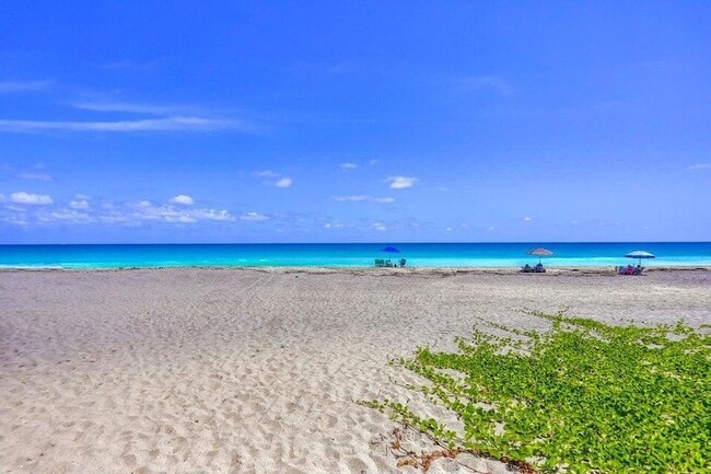 Photo - 475 Juno Dunes Way