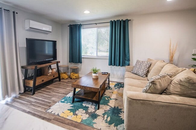 Building Photo - 3911 N Patricia Ln Unit SI ID1547109P