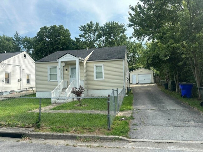 Photo - 95 Glass Ave