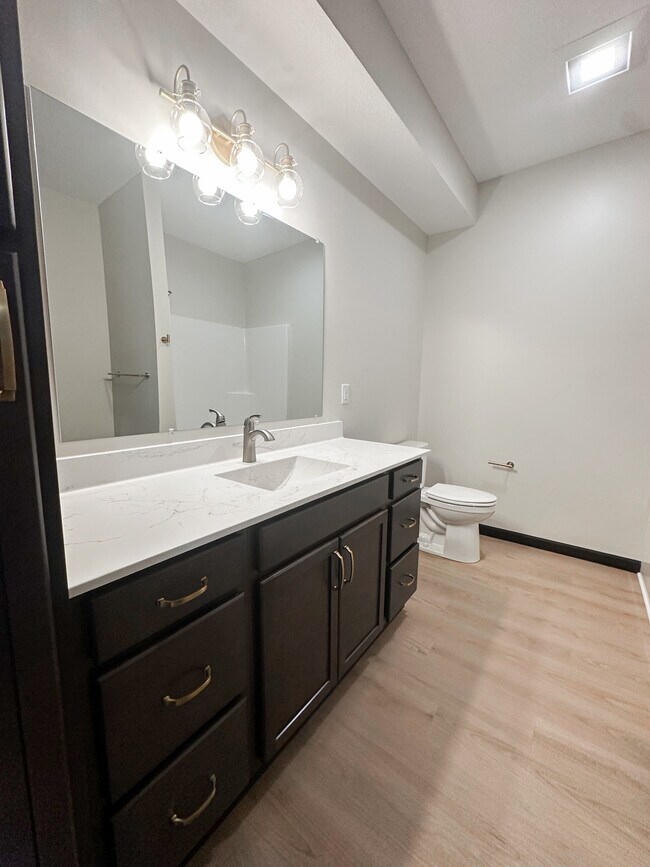 Photo - Fairway Place Apartments - New