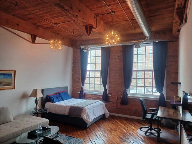 Building Photo - 226 Mt Elliott St Unit SI ID1437641P