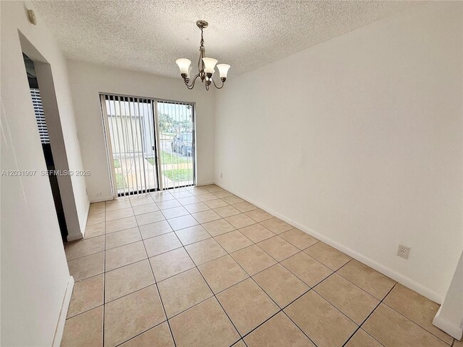 Photo - 2410 NW 52nd Ave