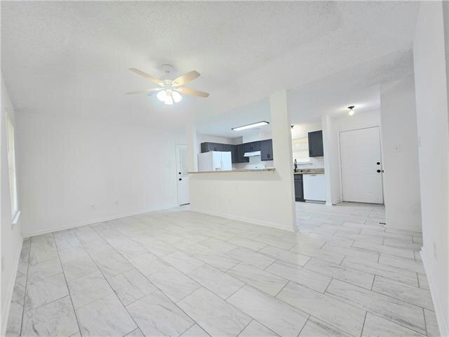 Photo - 207 S Park Ln