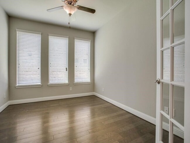 Photo - 6350 Culverdale Ln