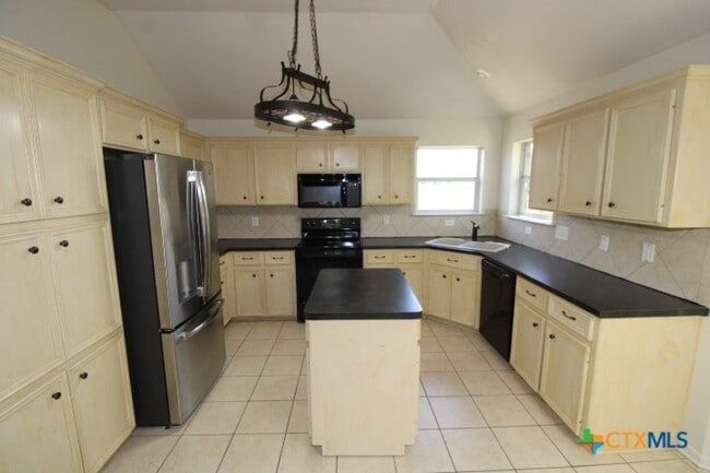 Photo - 3610 Armstrong County Ct