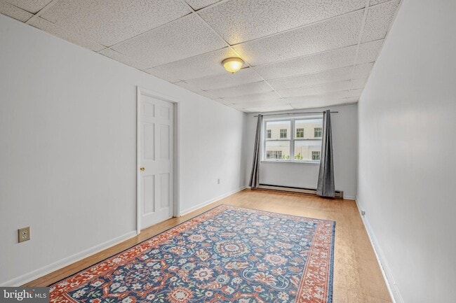 Photo - 15 N Washington St Unit 5
