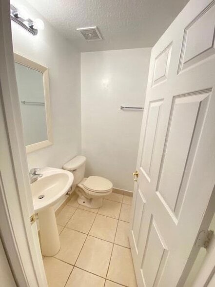 Photo - 2905 Hidden Hills Rd
