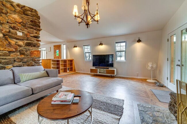 Photo - 627 Bear Valley Rd Unit SI ID1386162P