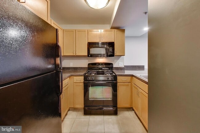 Photo - 800 4th St SW Unit S525