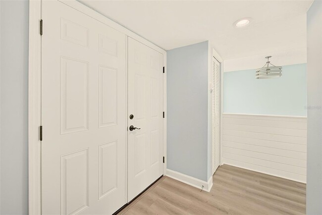 Photo - 1 Windrush Blvd Unit 77