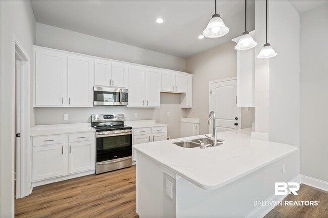 Photo - 950 Gibson Ct