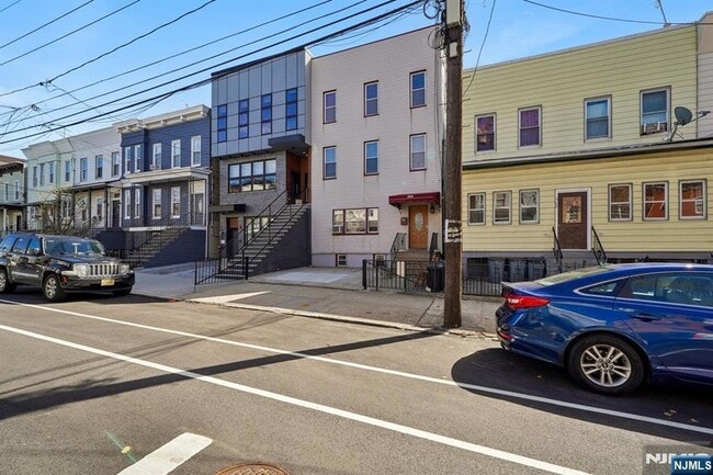 Photo - 364 New York Ave Unit 3