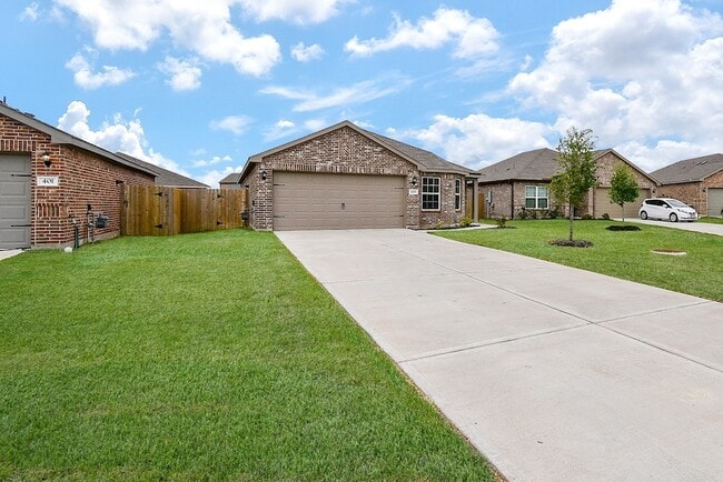 Photo - 405 Texas Olive Dr