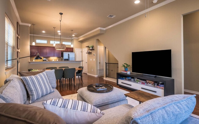 Building Photo - 1115 Kinney Ave Unit ID1292406P