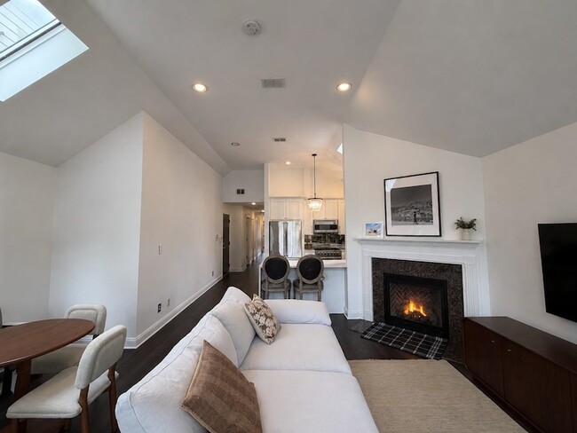 Photo - 91 Gifford Ave