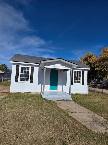 Photo - 703 W Phillips St