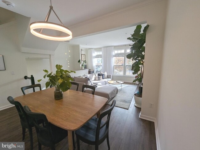 Photo - 2922 Huntington Grove Square