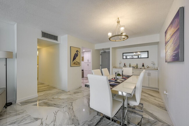 Photo - 320 Seaview Ct Unit SI FL12-ID1546091P